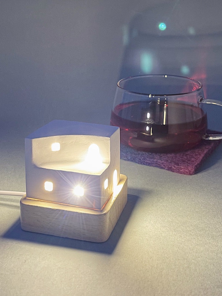 LEDライトの置物　【曲線の壁】